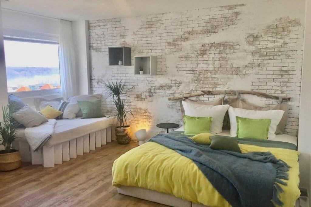 Liebevoll Renoviertes Apartment Mit Panoramablick FDH Exterior foto